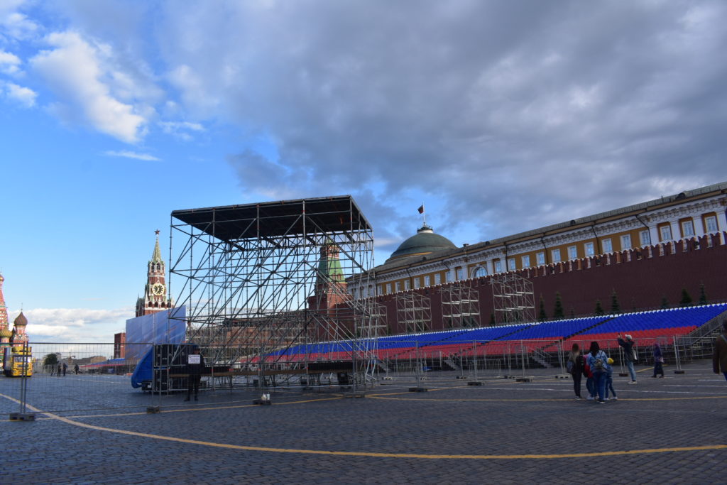 Plaza Roja en construcción