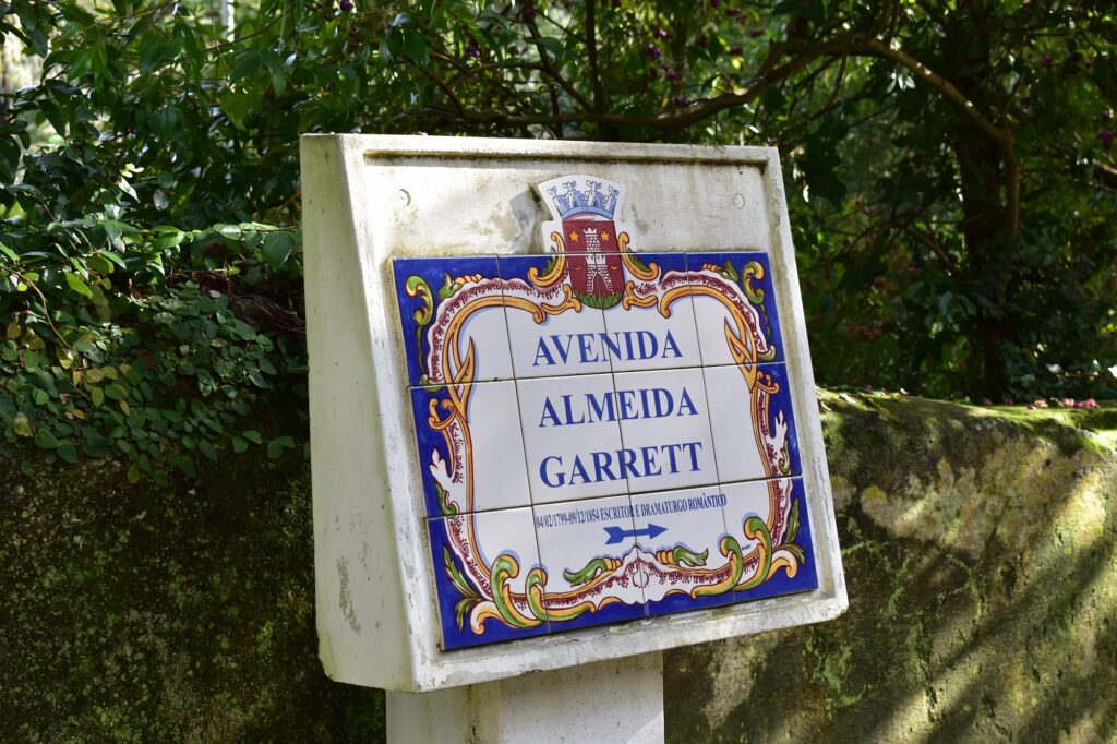 Avenida Almeida Garrett