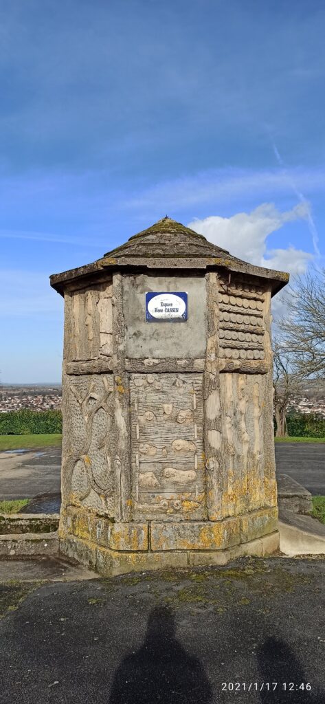 Monumento a Cassin