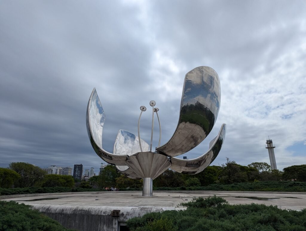 Floralis Generica en Buenos Aires
